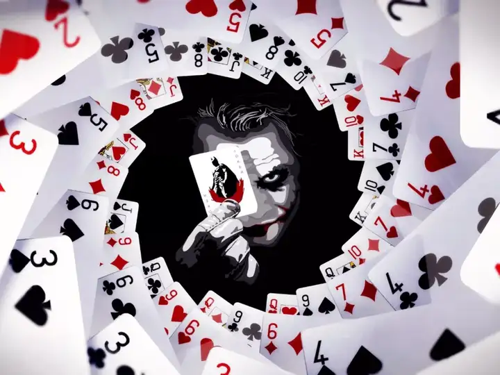 扑克牌里，谁最大？